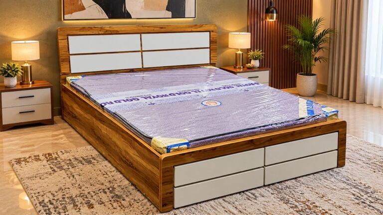 Modern double bed in warm bedroom by Tuba Furniture, Pune
